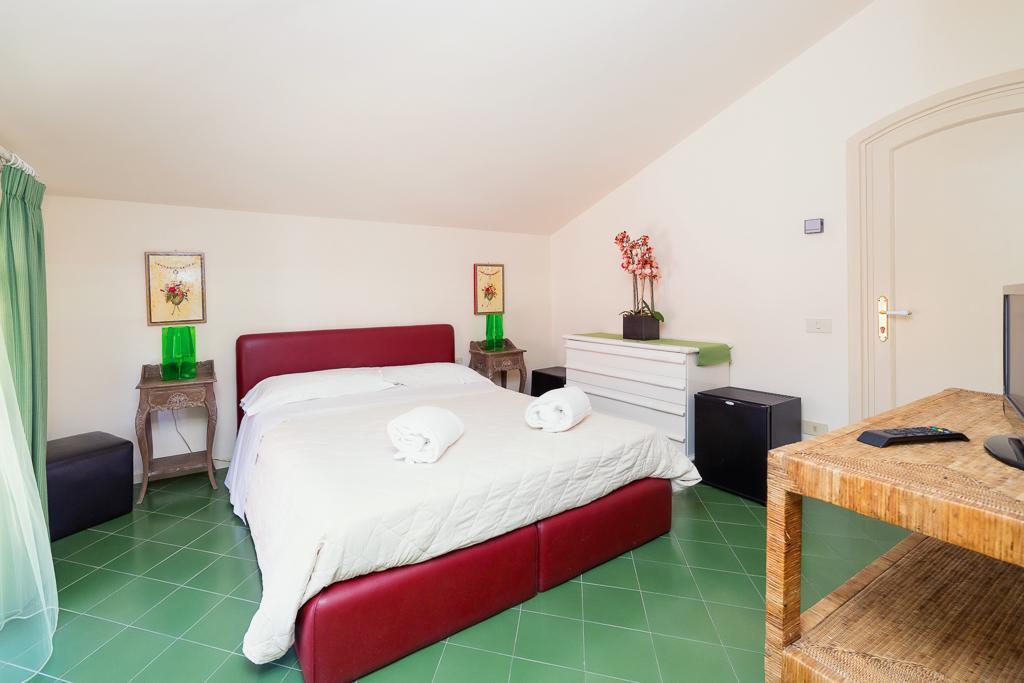 I Giardini Di Giano Bed and Breakfast Torre di Faro Buitenkant foto