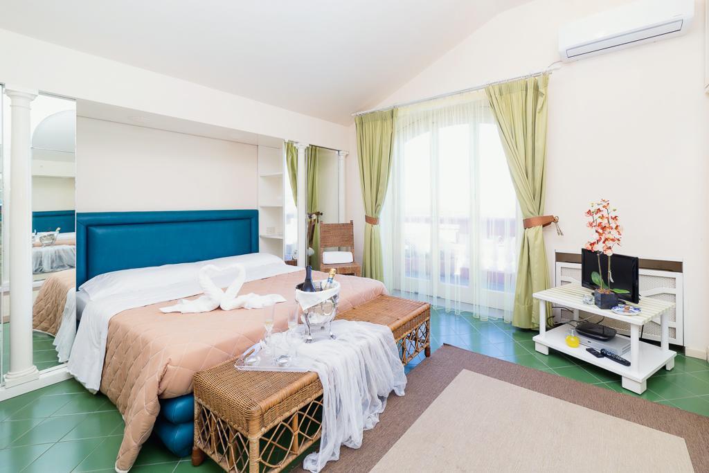 I Giardini Di Giano Bed and Breakfast Torre di Faro Buitenkant foto